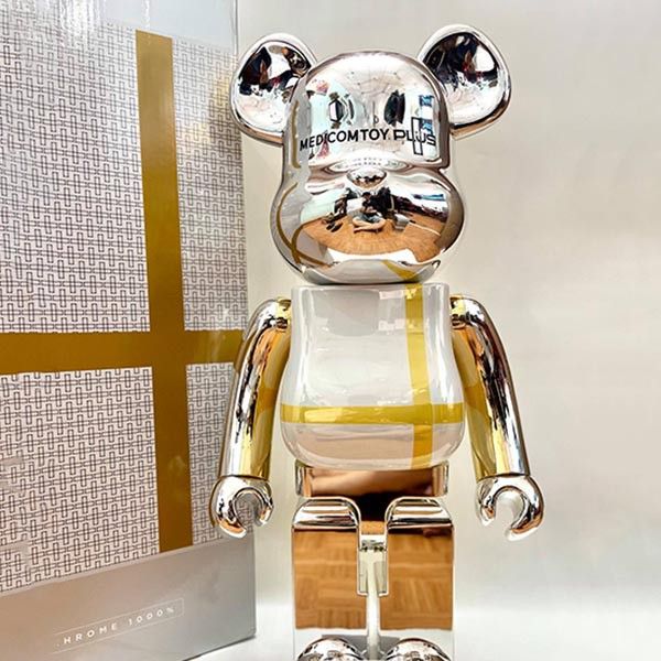 BE@RBRICK MEDICOM TOY PLUS GOLD CHROME(Bearbrick Medicom BE@RBRICK MEDICOM TOY PLUS GOLD CHROME(Bearbrick Medicom