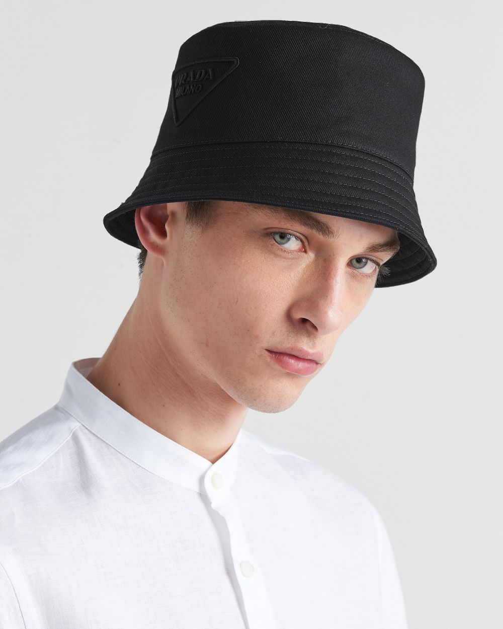 PRADA バケットハット ブラック 2HC137 2FMB F0002（Mũ Nam Prada 
