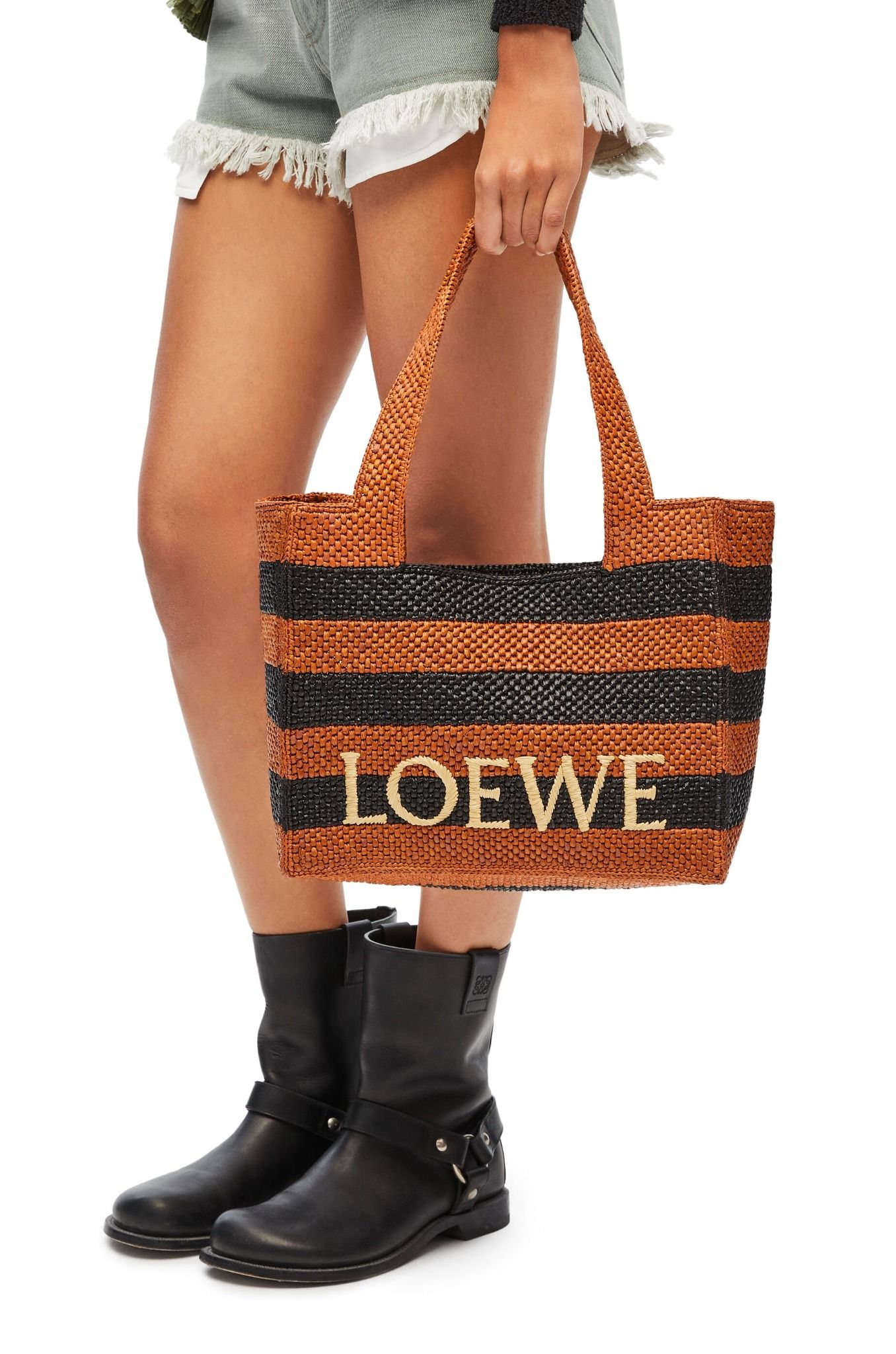  Túi Nữ Loewe Medium Loewe Font Tote 'Honey Gold' 