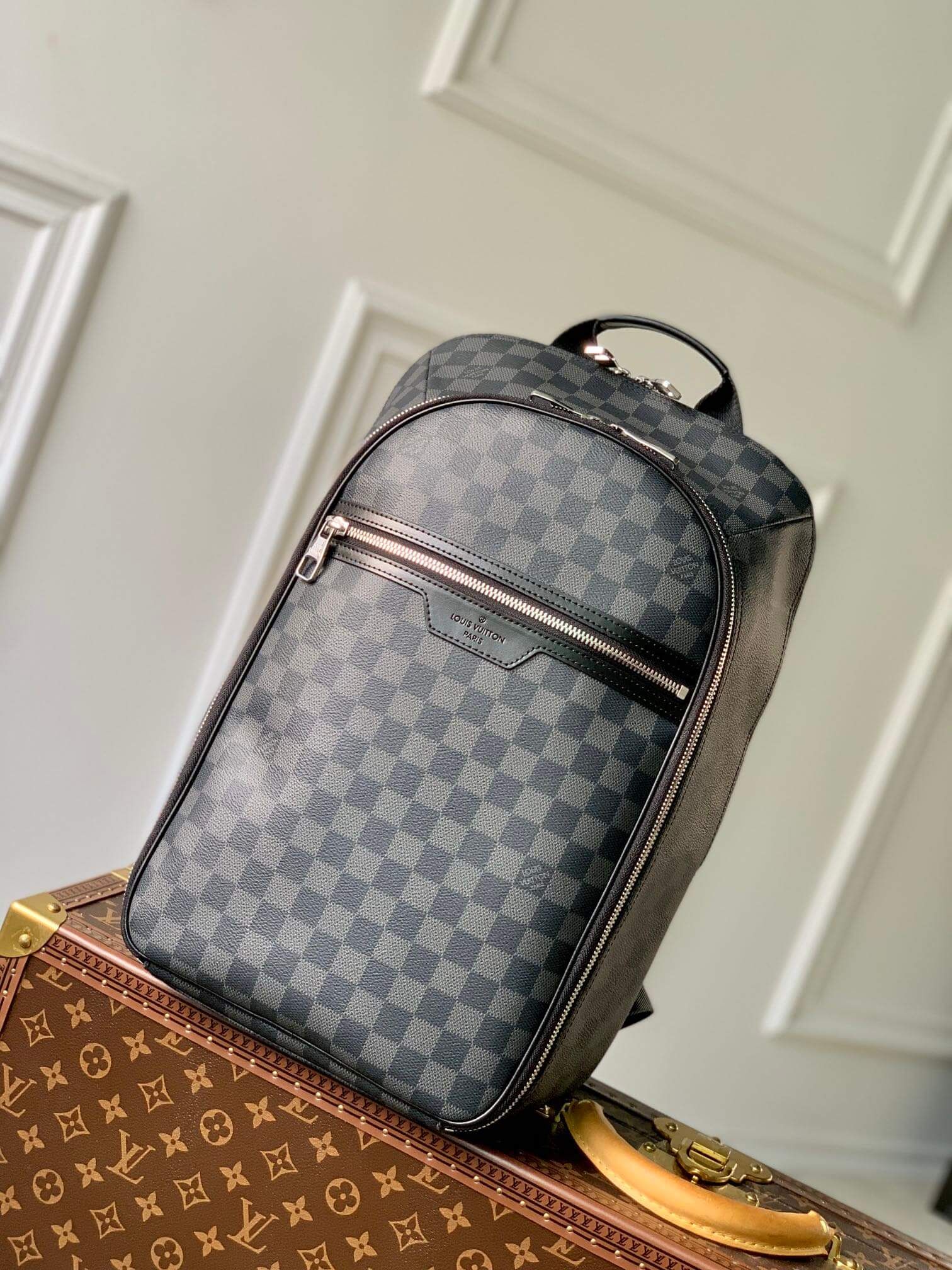  Balo Nam Louis Vuitton Michael NV2 Damier Graphite 'Grey Canvas' 
