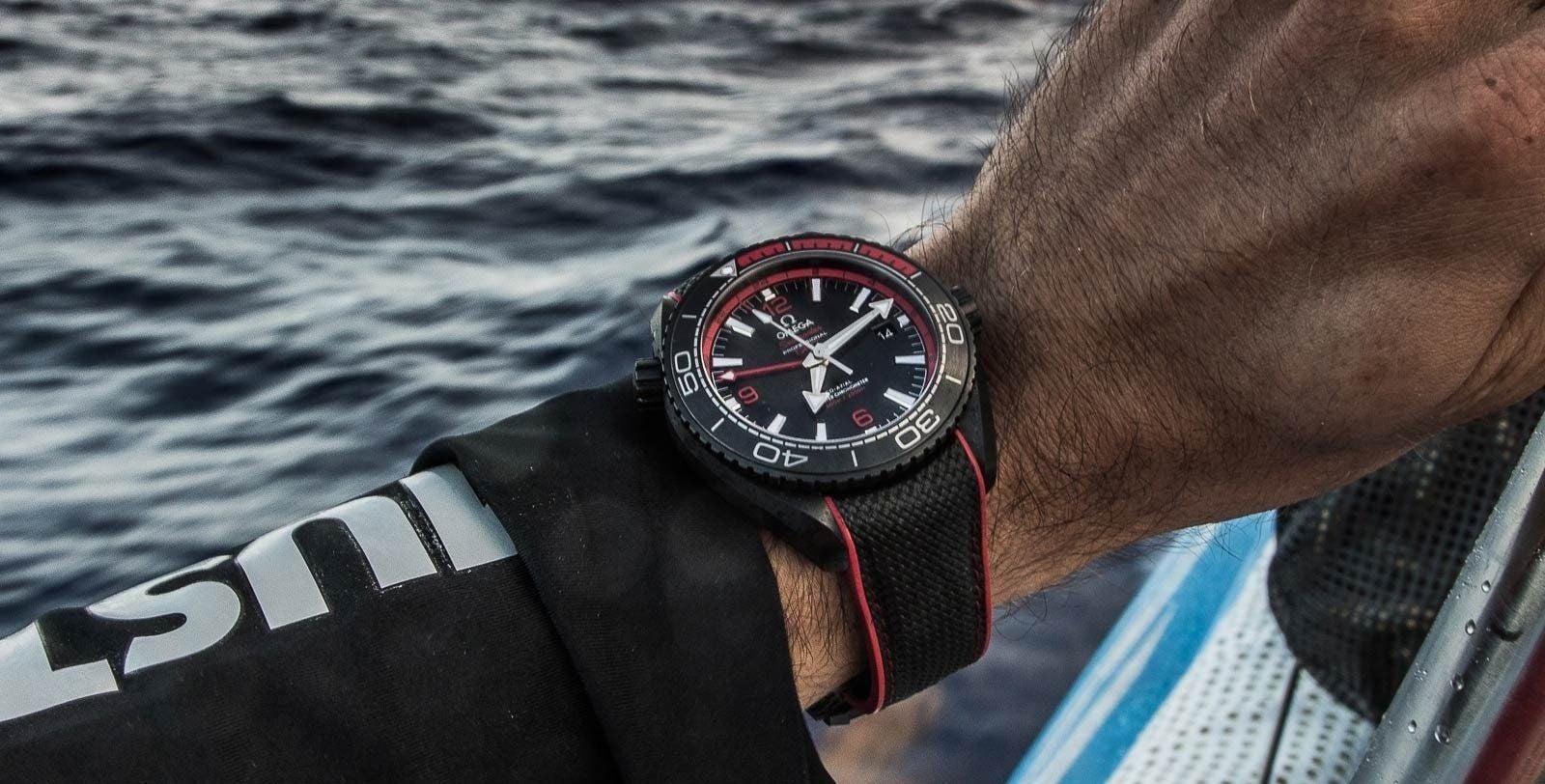  Đồng Hồ Nam Omega Seamaster Planet Ocean Black Dial Coke Bezel 'Black Red' 