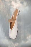  Giày Nữ Maison Margiela Tabi Mule 'Ivory' 
