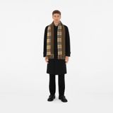  Khăn Burberry Reversible Check Cashmere Scarf 'Sand' 