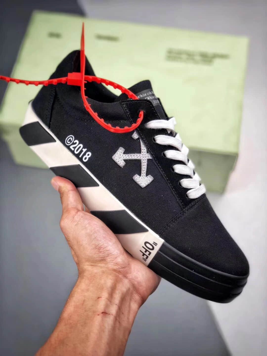 Giày Nam Off-White Vulc Low Top 'Black' 