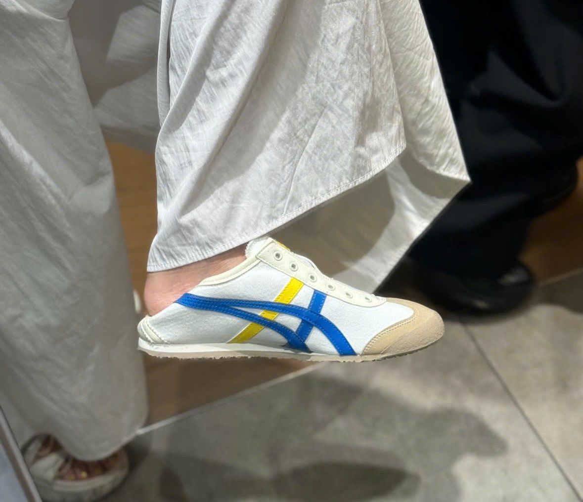  Giày Onitsuka Tiger Mexico 66 'White Blue Yellow' 