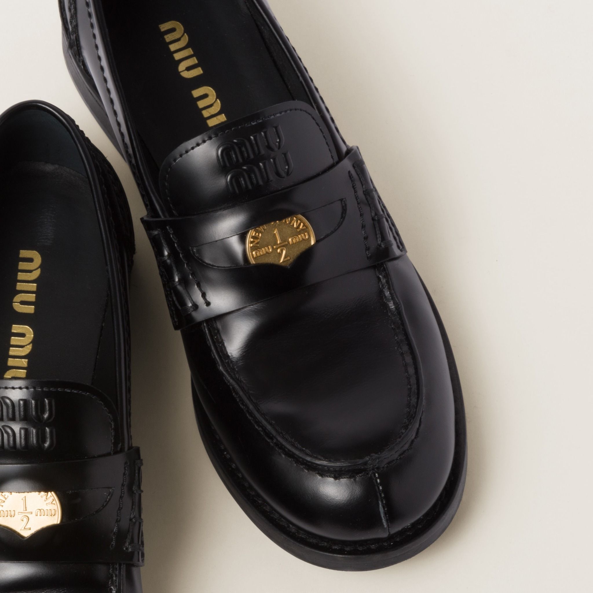  Giày Nữ Miu Miu Leather Penny Loafers 'Black' 