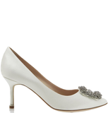  Giày Nữ Manolo Blahnik Hangisi 70 Satin Jewel Buckle Pumps 'White' 