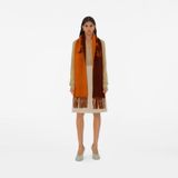  Khăn Burberry Reversible Logo Alpaca Wool Blend Scarf 'Ginger' 