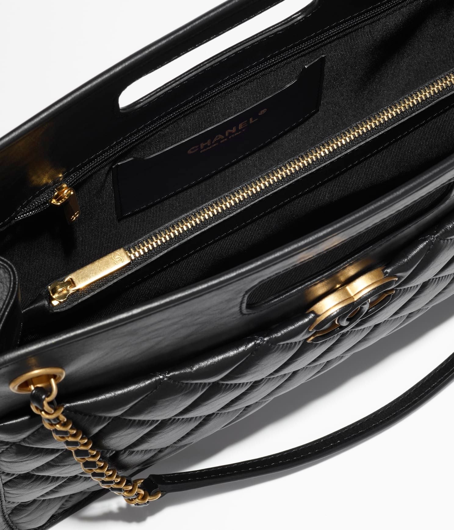  Túi Nữ Chanel Aged Calfskin Gold Tone Metal 'Black' 