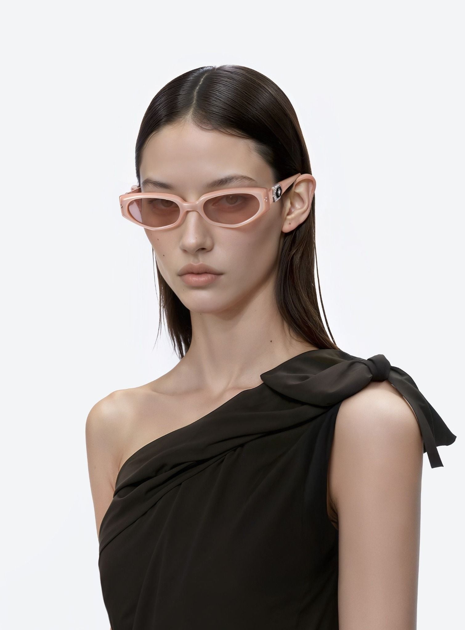 Kính Gentle Monster Ruvy Van PC15 'Pink' 