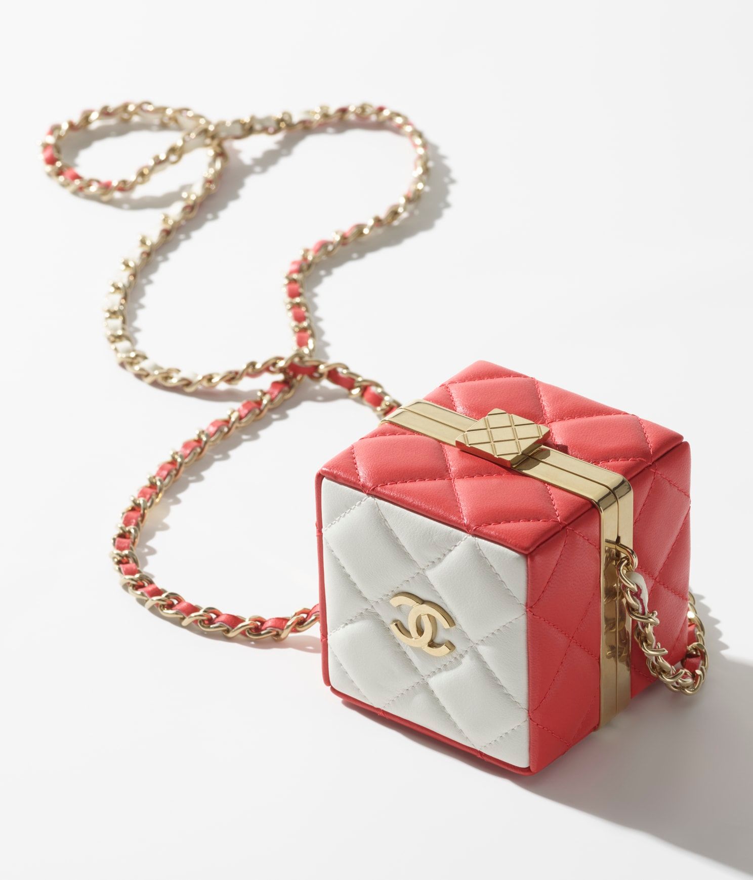  Túi Nữ Chanel Clutch With Chain Lambskin Gold Metal 'Red White' 