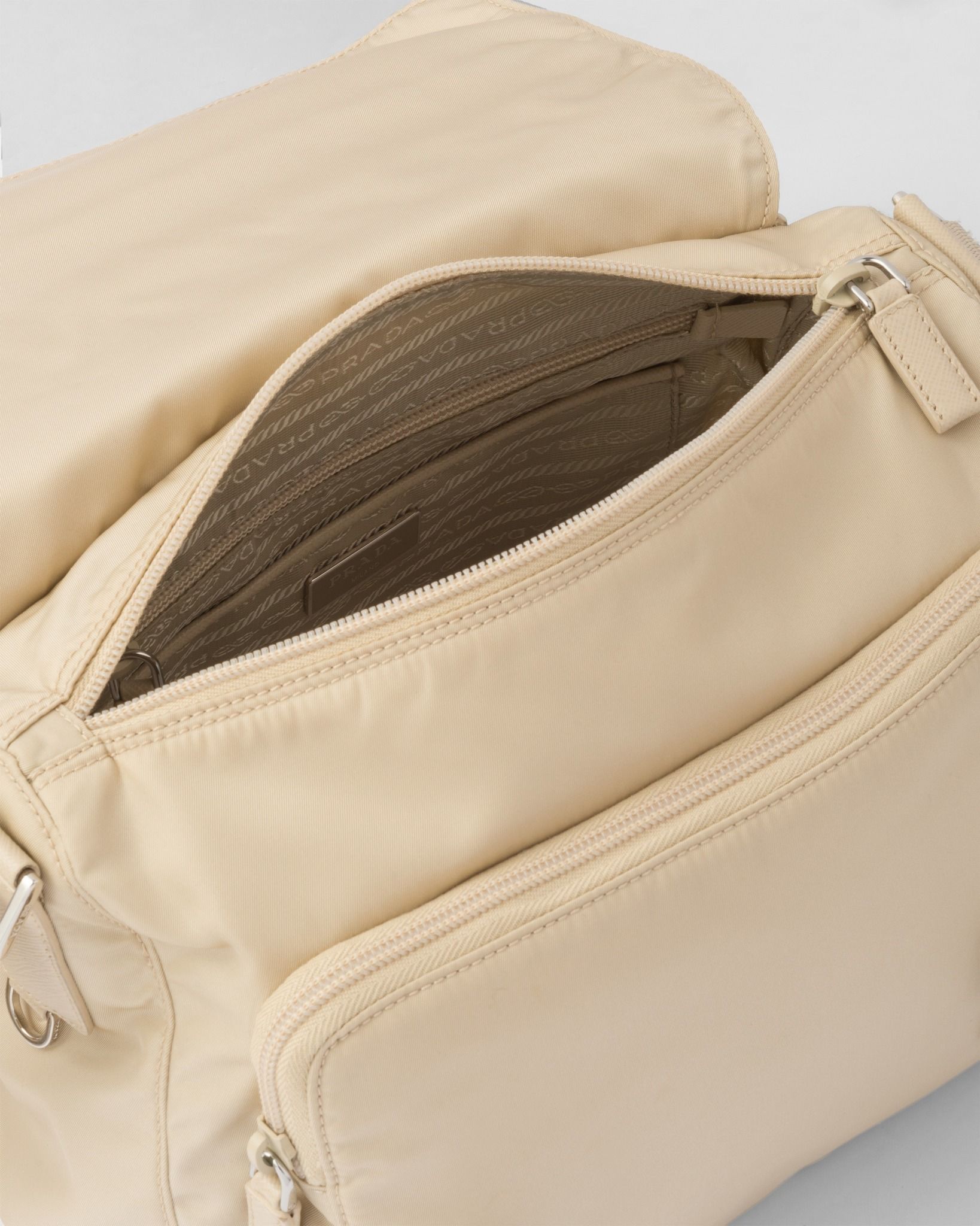  Túi Prada Re-Nylon Shoulder Bag 'Desert Beige' 