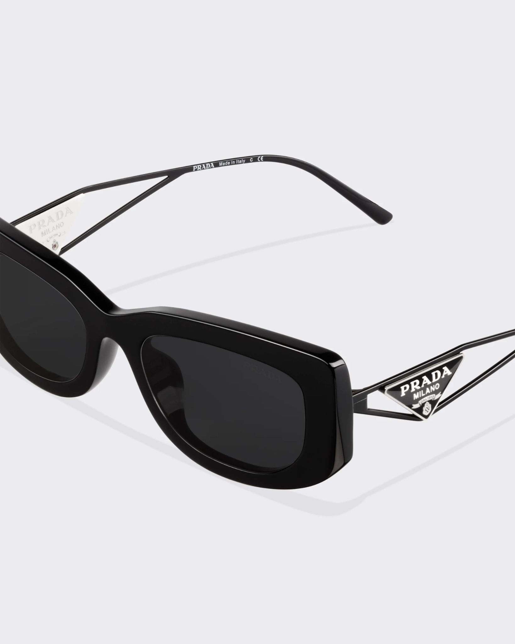  Kính Nữ Prada Symbole Sunglasses 'Black' 