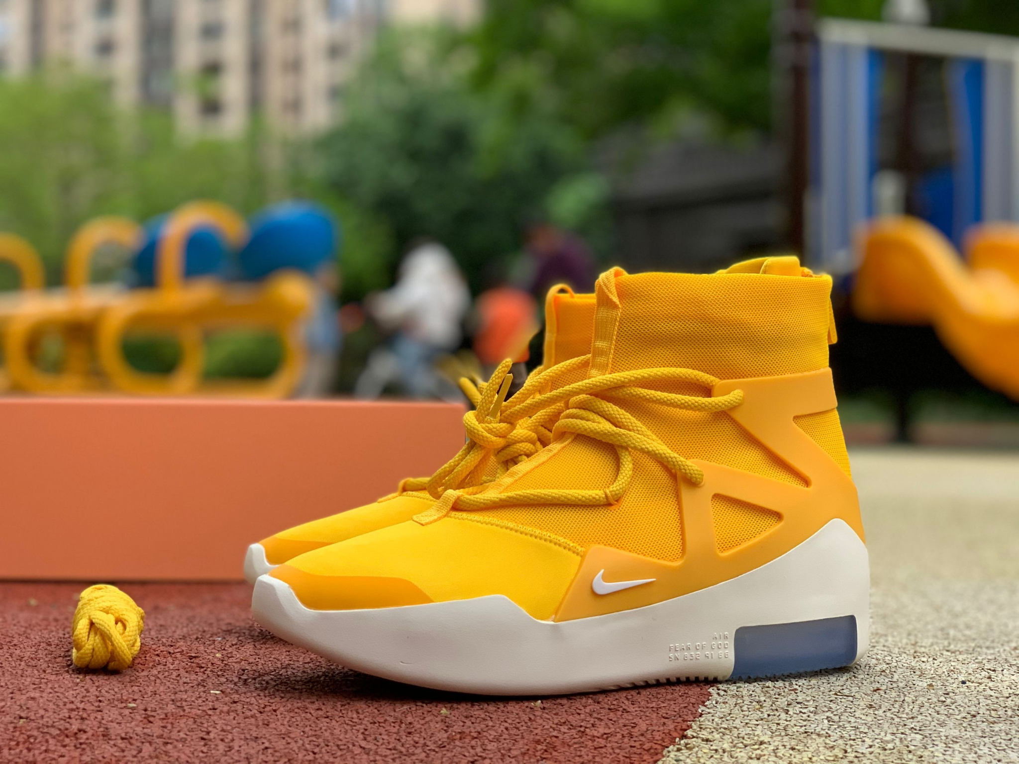  Giày Nike Air Fear Of God 1 'The Atmosphere' 