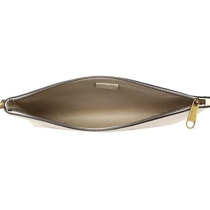  Túi Nữ Gucci Print Clutch Item 'White Leather' 