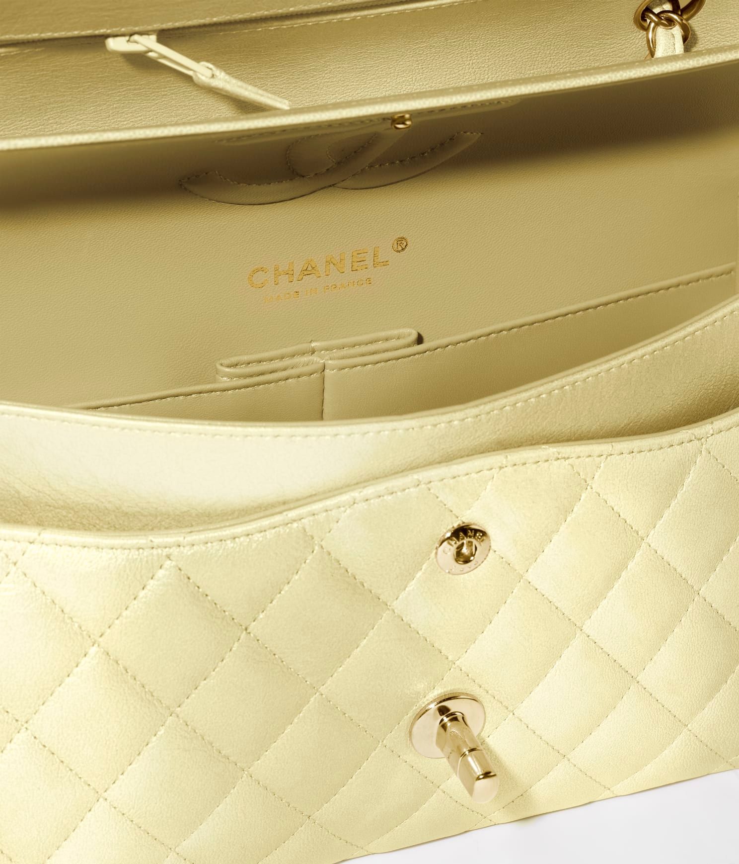  Túi Nữ Chanel Cloudy Pearly Goatskin Gold Tone Metal 'Light Yellow' 