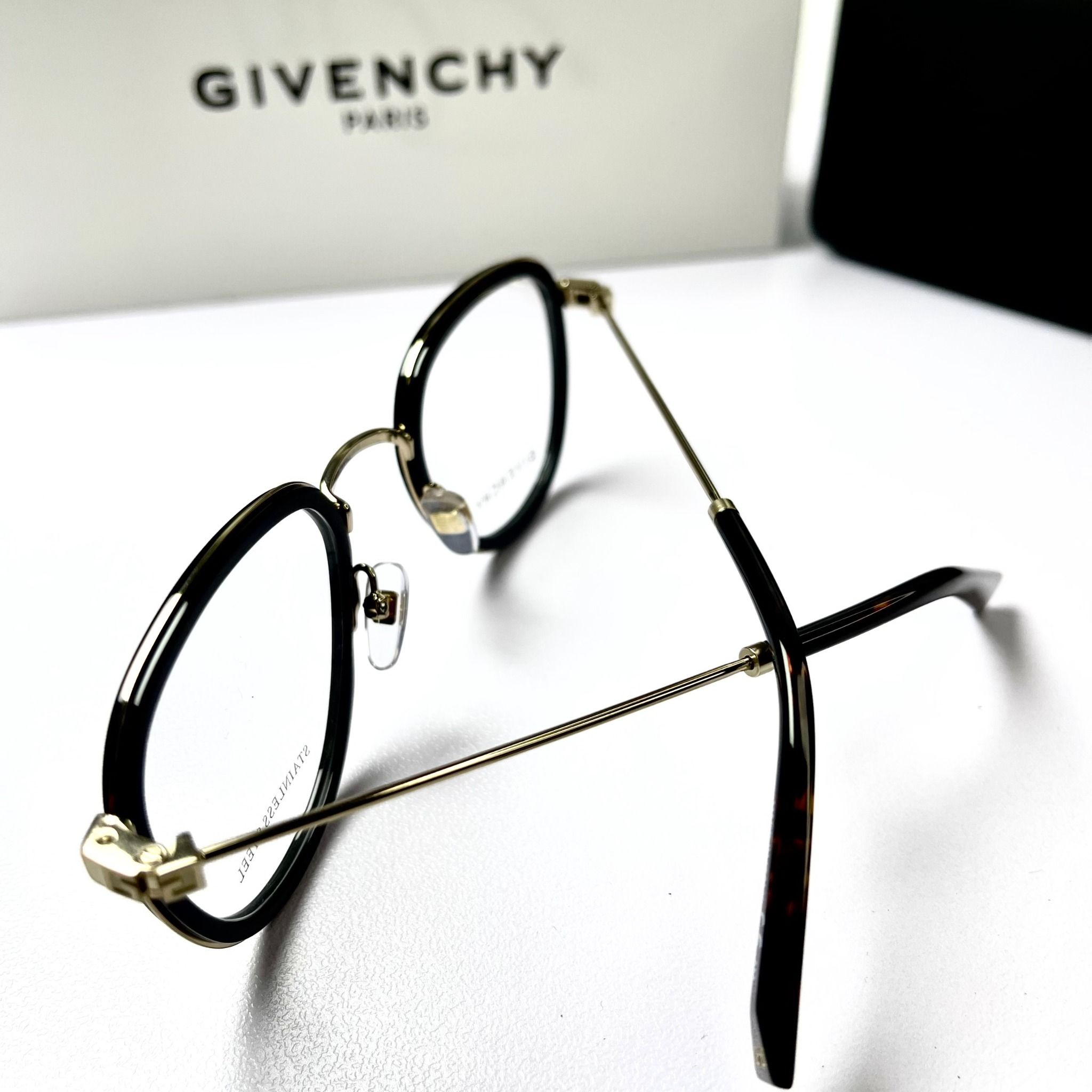 特価商品  GIVENCHY】GV0120［RHL（Black x Gold）］1個 小物