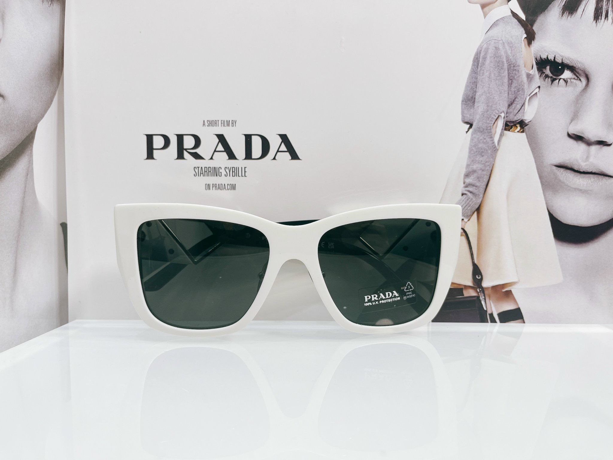  Kính Nữ Prada Sunglasses 'Black White' 