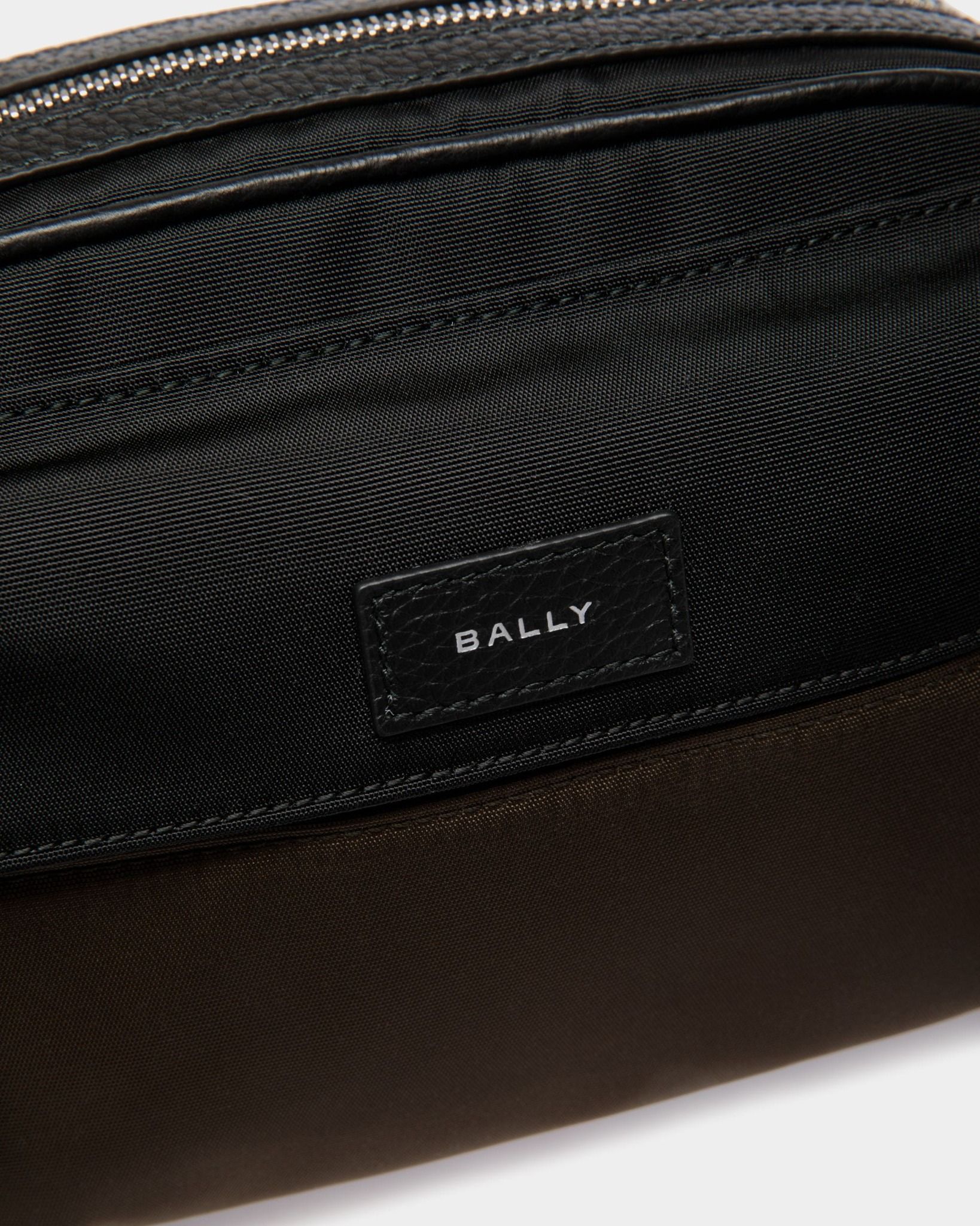  Túi Bally Code Bum Bag In Nylon 'Multicolor' 