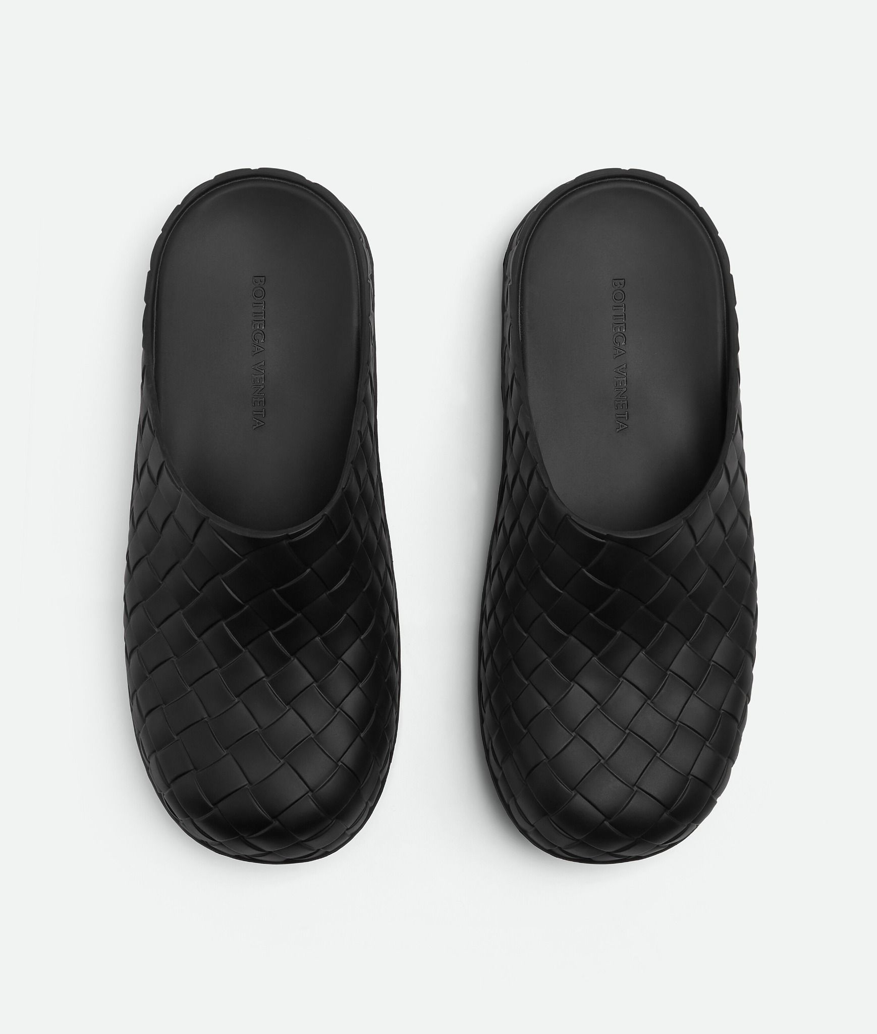 サンダル BOTTEGA VENETA   Slippers and Clogs Men Leather Black Bottega Veneta Slippers and Clogs Men Leather Black | B-Exit
