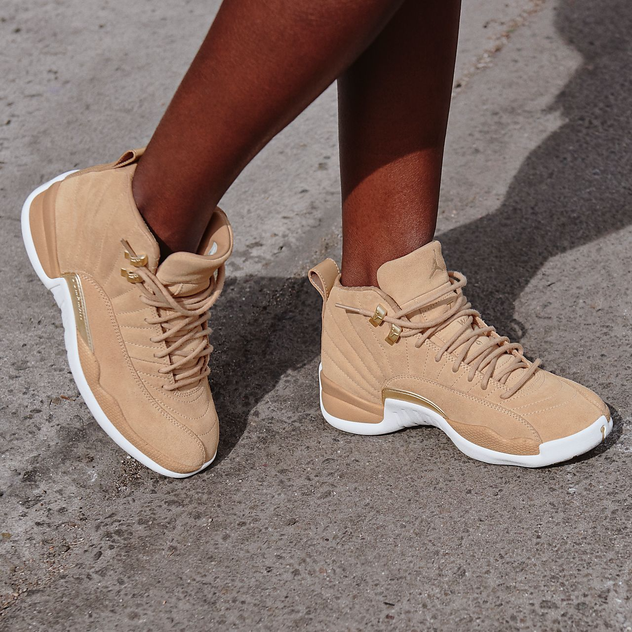  Giày Nữ Nike Air Jordan 12 Retro 'Vachetta Tan' 