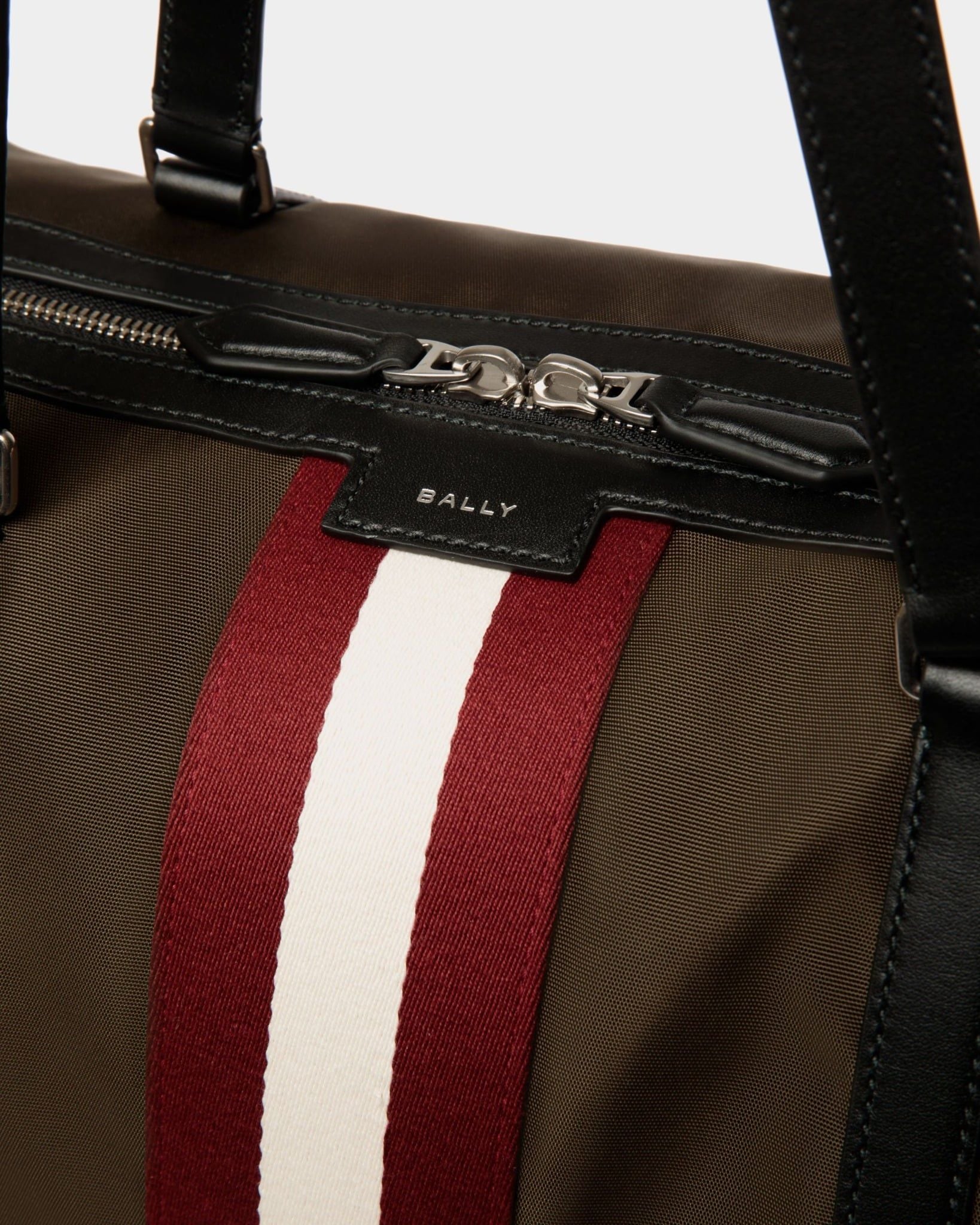  Túi Bally Code Weekender In Nylon 'Military Green' 