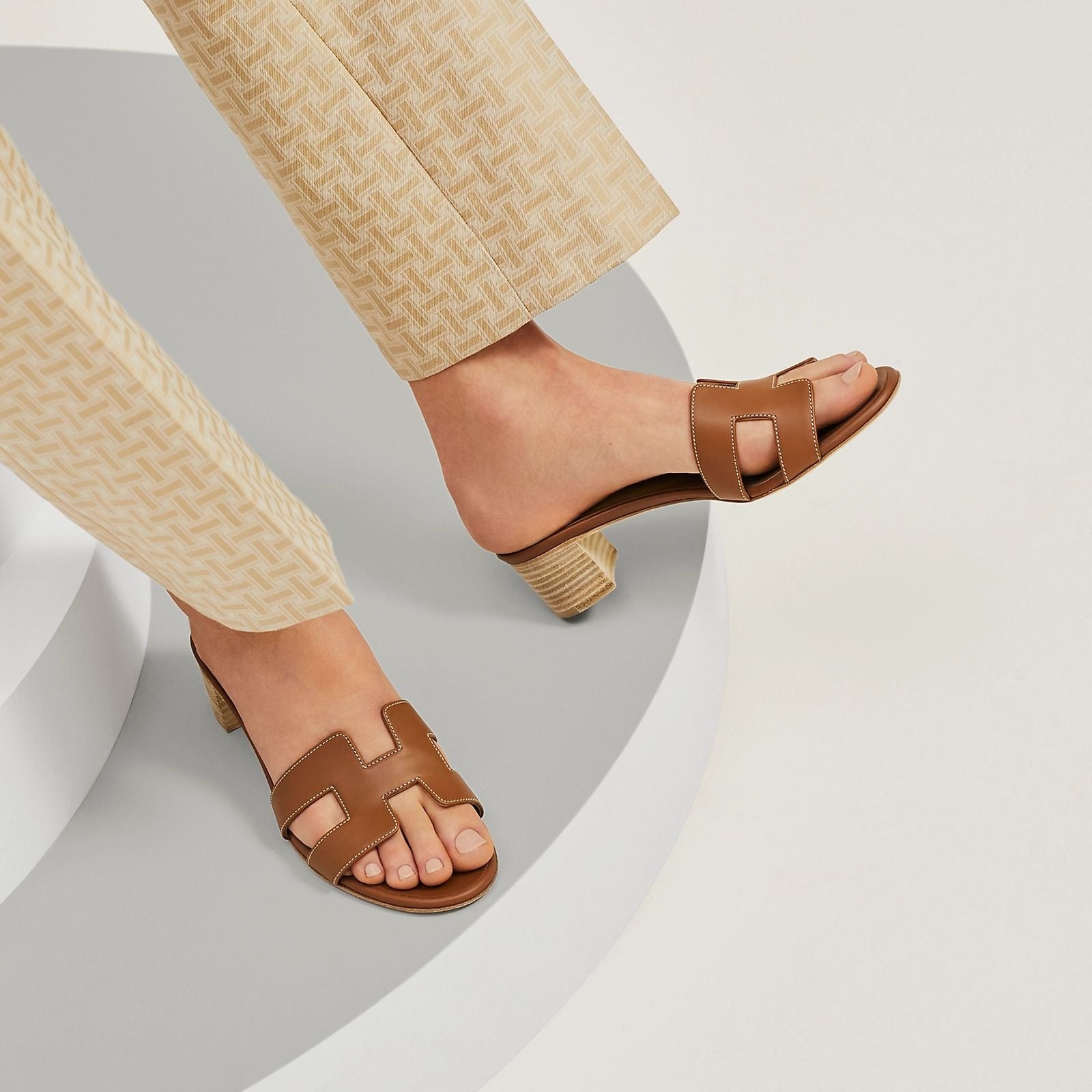  Giày Nữ Hermes Oasis Sandal 'Gold' 