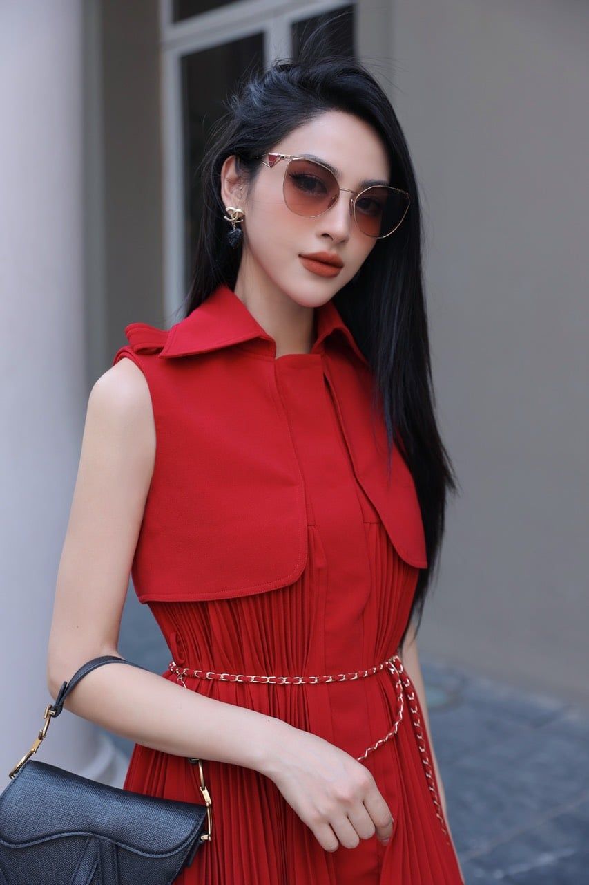  Kính Nữ Prada Sunglasses 'Rose Gold' 