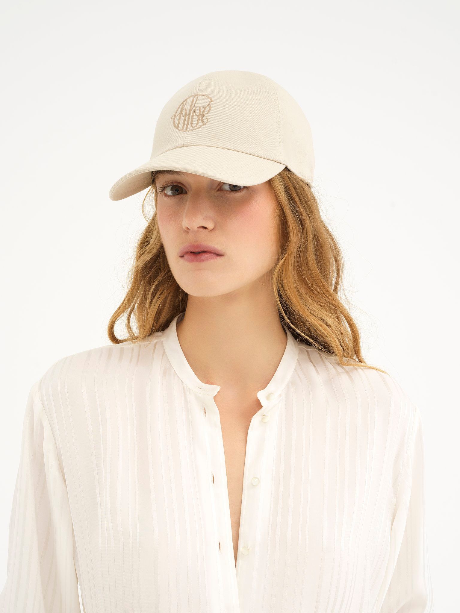 Mũ Chloe Swing Cap 'Cement Beige' CHC24AD099GAB24H – LUXITY