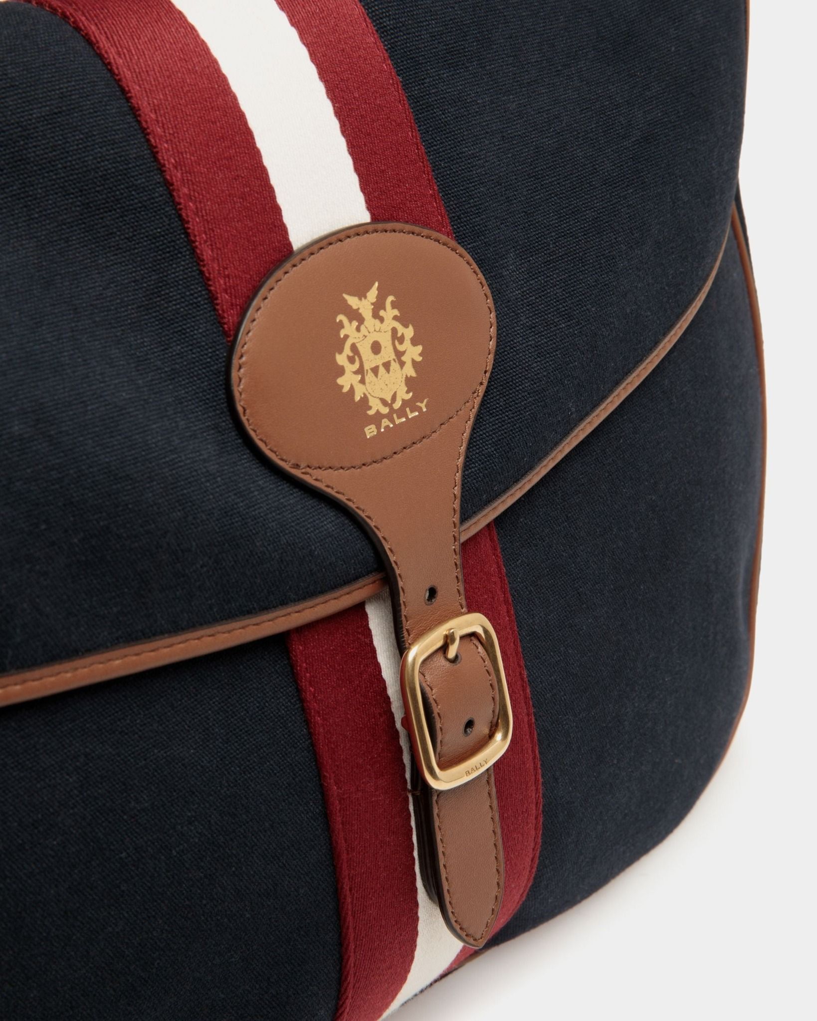  Túi Bally Beckett Crossbody Bag In 'Navy' 