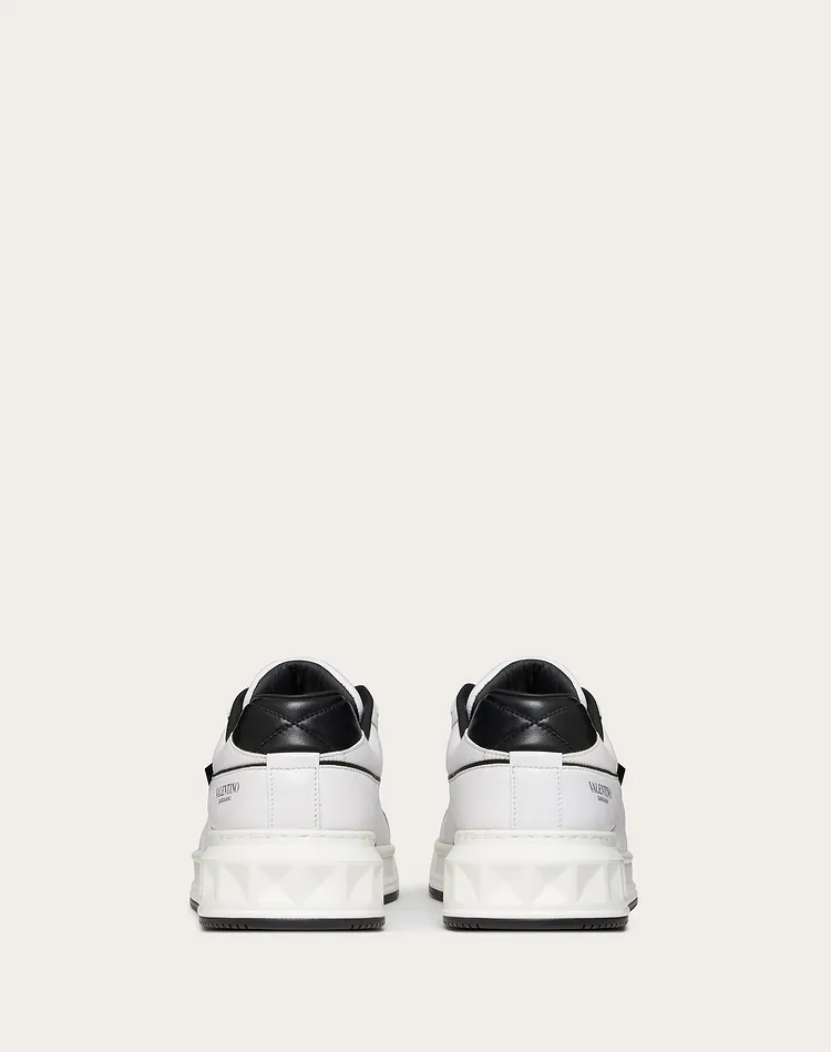  Giày Nam Valentino One Stud Nappa Low Top 'White Black' 
