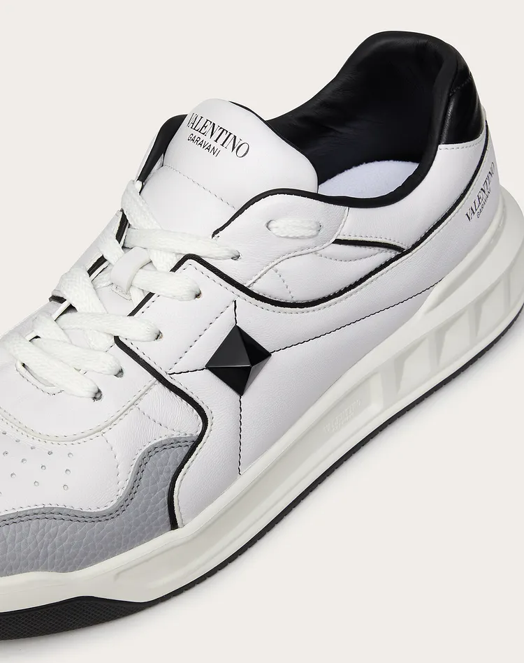 Giày Nam Valentino One Stud Nappa Low Top 'White Black' 