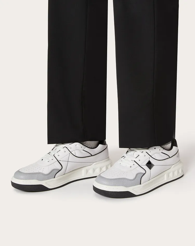  Giày Nam Valentino One Stud Nappa Low Top 'White Black' 