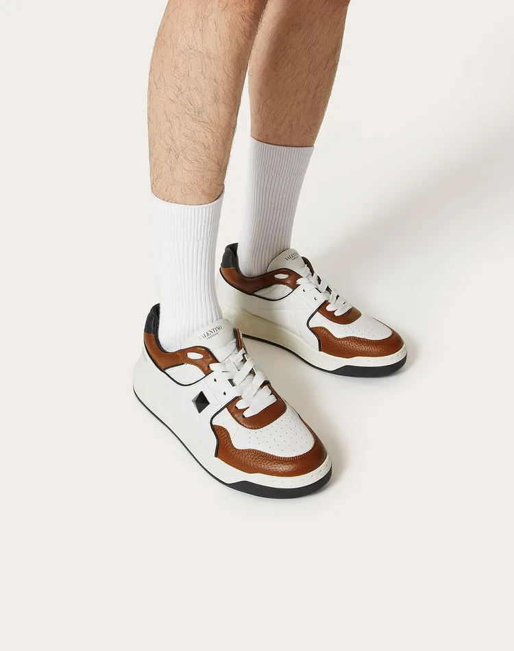  Giày Nam Valentino One Stud Low Top Nappa 'Brown White' 
