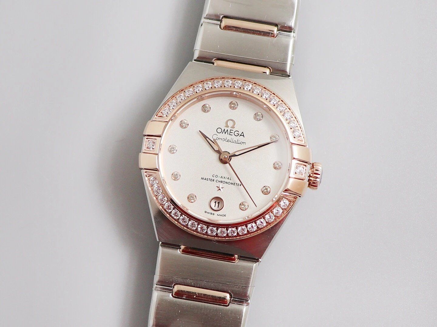  Đồng Hồ Nữ Omega Constellation Manhattan Automatic Chronometer Diamond Silver Dial 'Silver' 