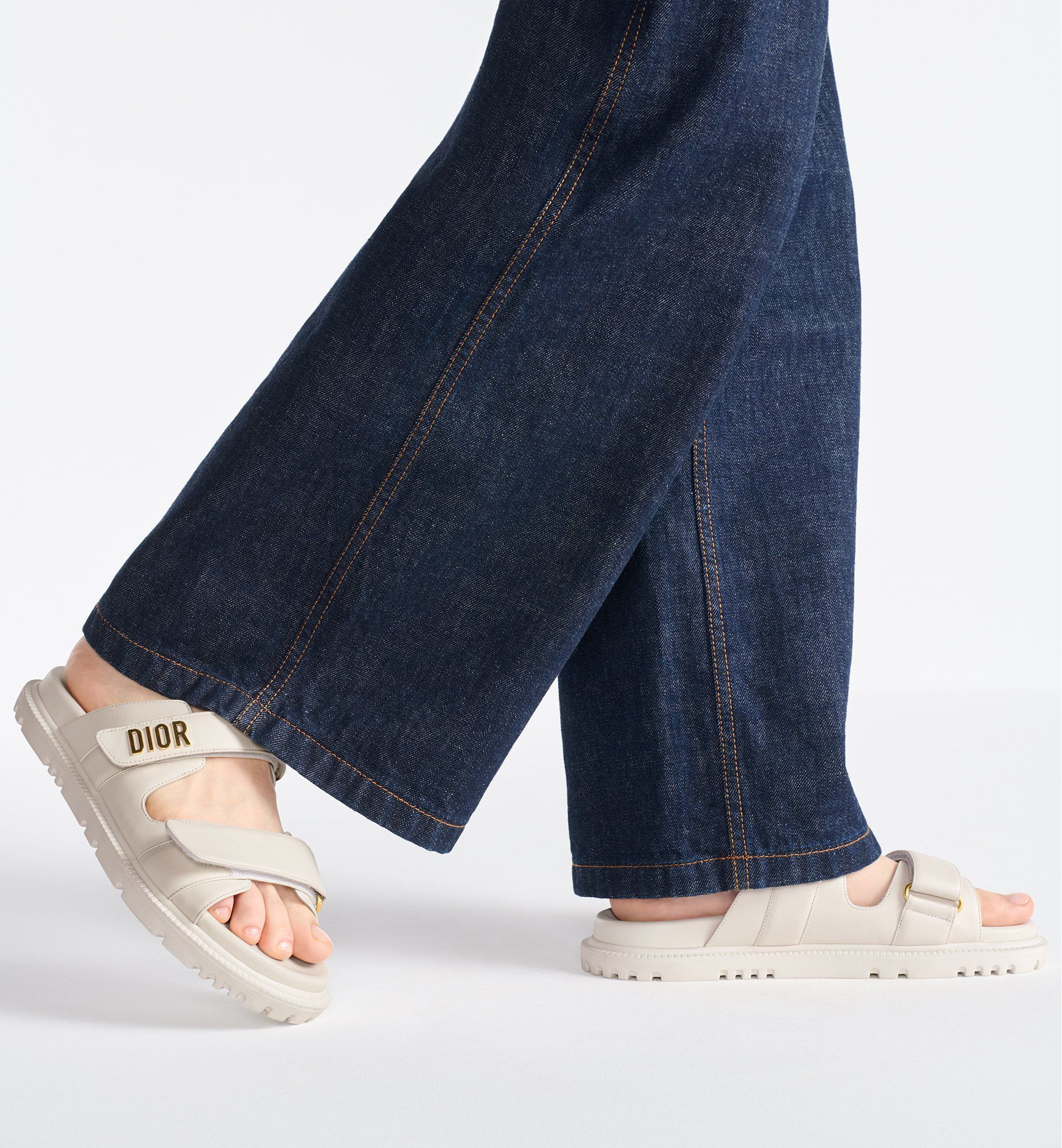  Dép Nữ Dior Dioract Slide 'White' 