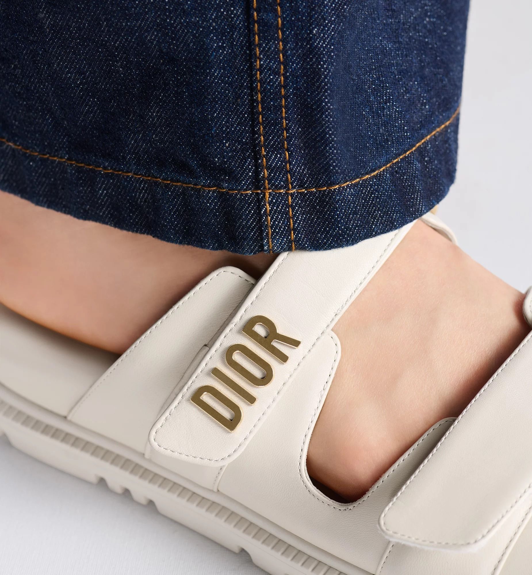 Dép Nữ Dior Dioract Slide 'White' 