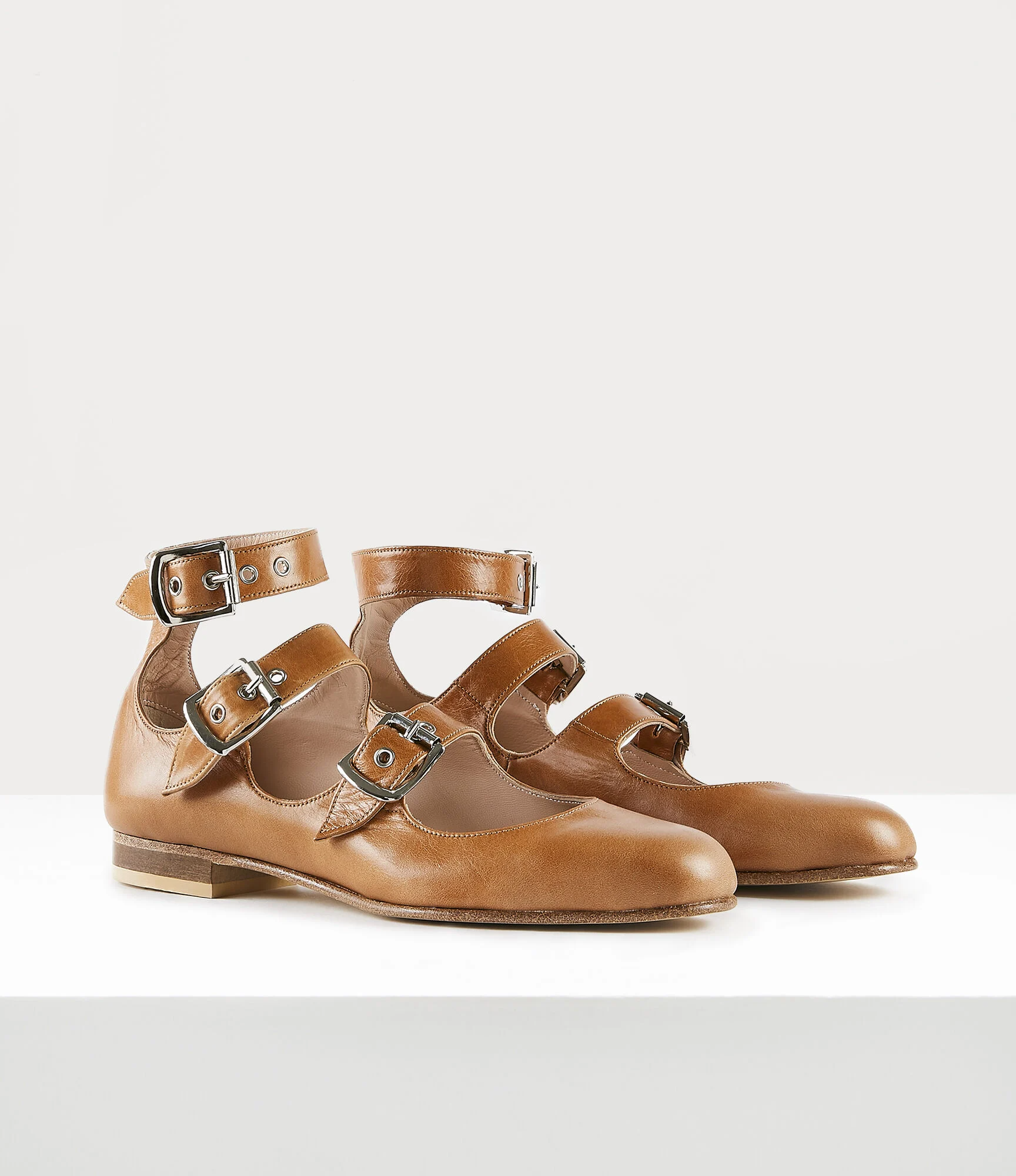 Vivienne westwood shop roman 3 strap