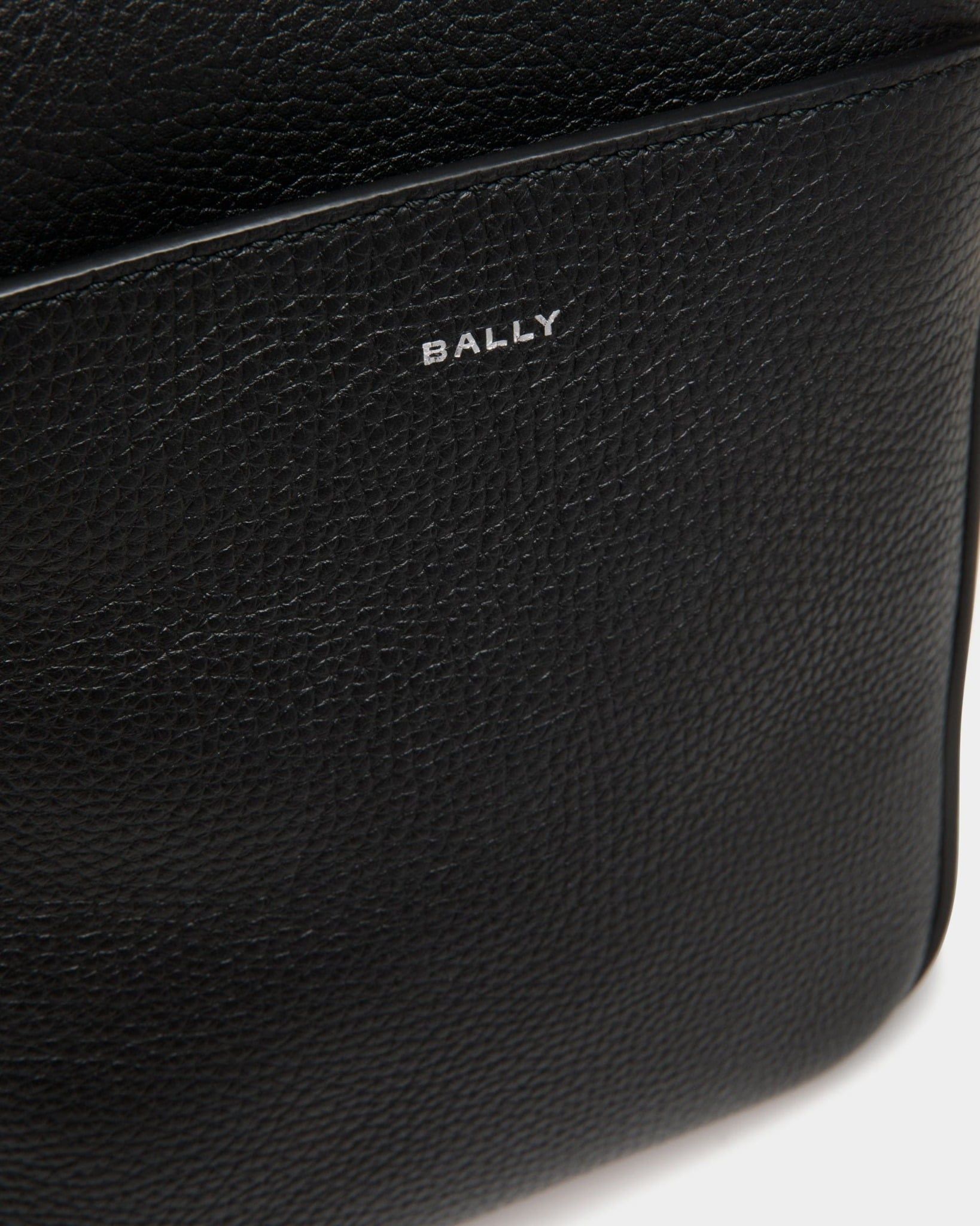  Túi Bally Oeden Crossbody Bag In Leather 'Black' 