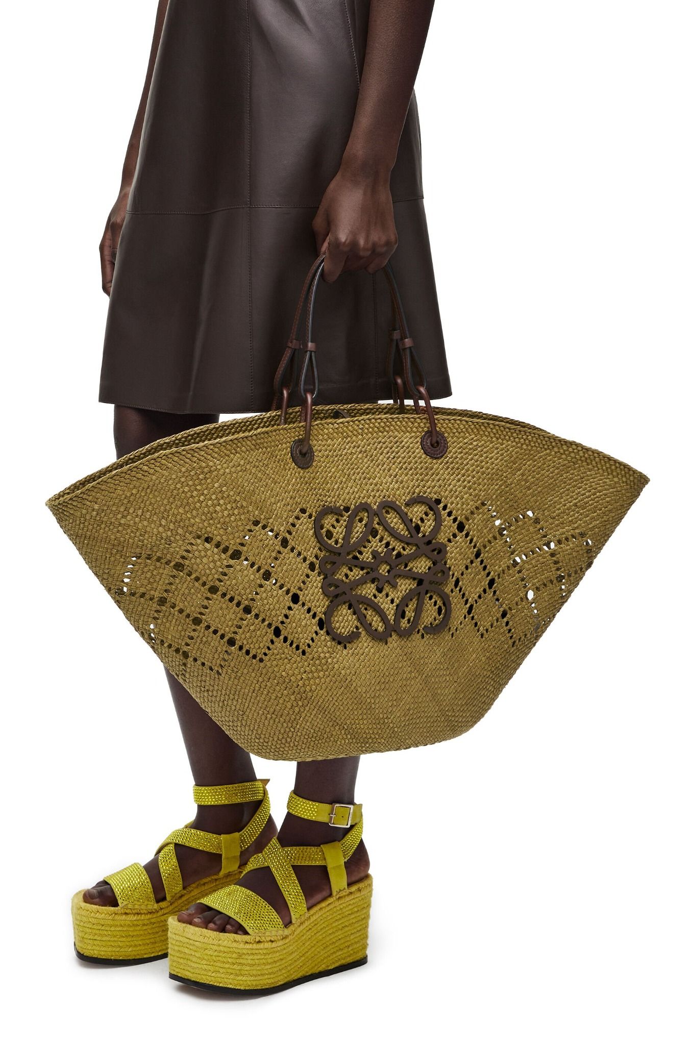  Túi Nữ Loewe Large Anagram Basket Bag 'Olive' 