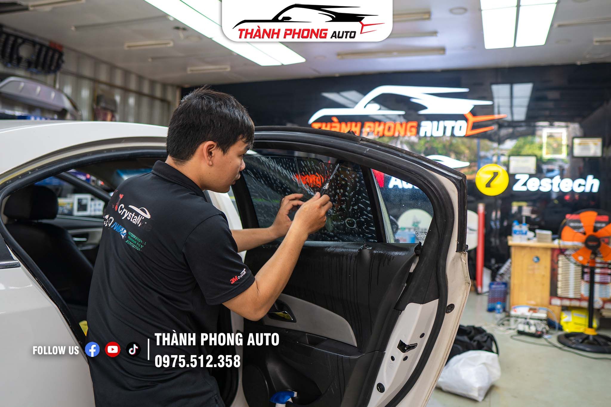  Dán phim cách nhiệt 3M Ceramic hồng ngoại cho Chevrolet Cruze 