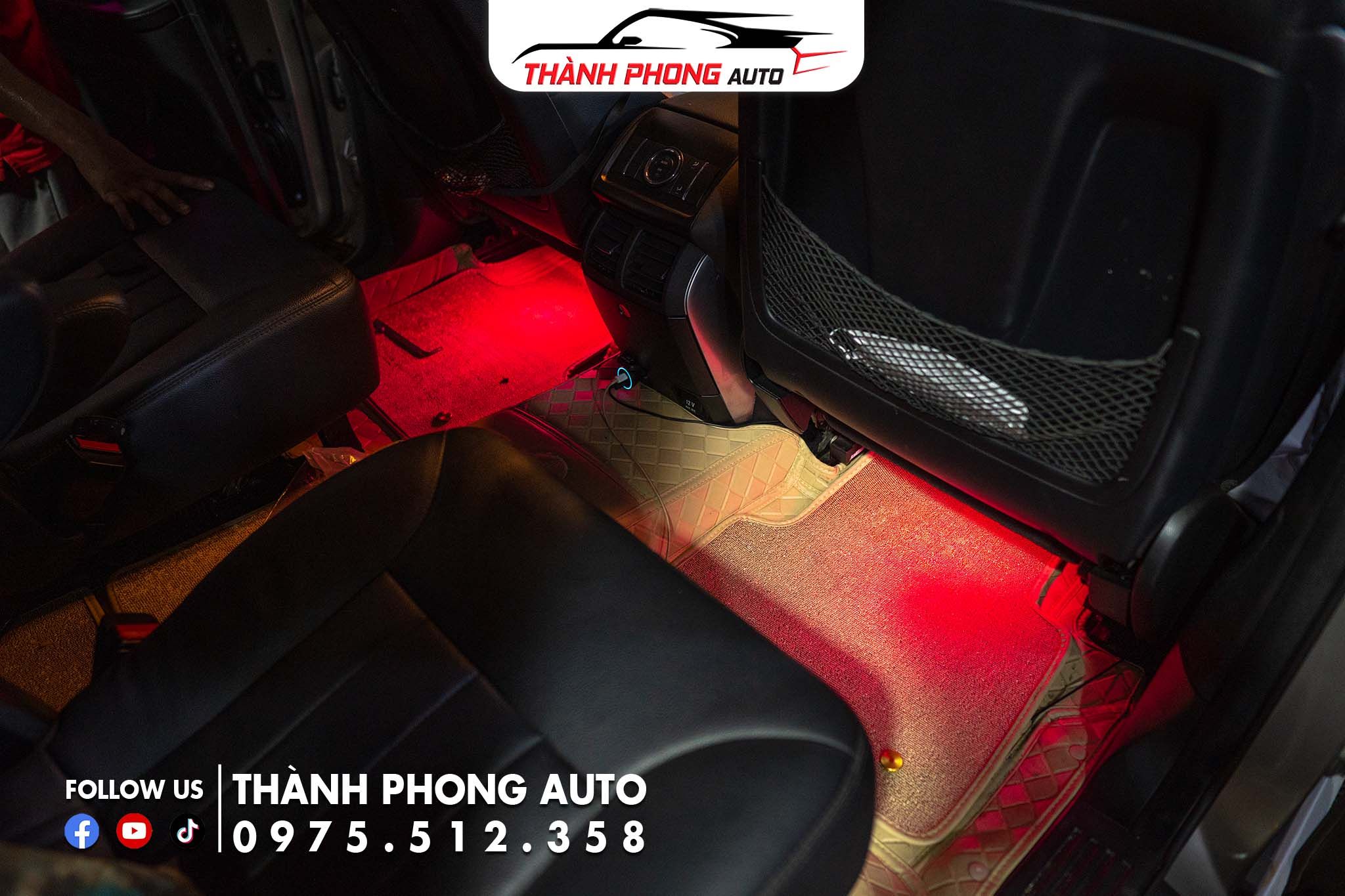  Mercedes R350 lắp đèn led viền nội thất LED PRO+ 