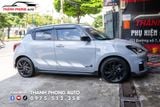  Tem Suzuki Swift 