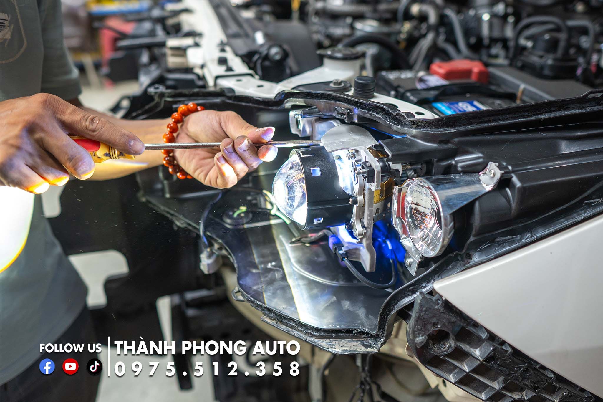  Độ đèn bi led Toyota Fortuner 2019 