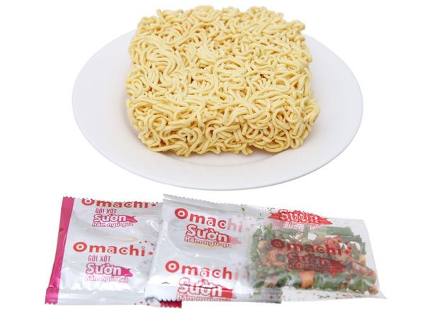 Mì khoai tây Omachi sườn hầm ngũ quả gói 80g