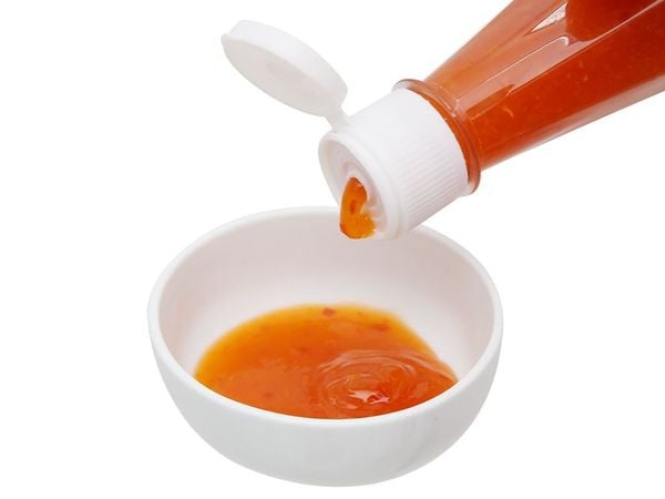 Tương ớt xí muội Cholimex chai 270g