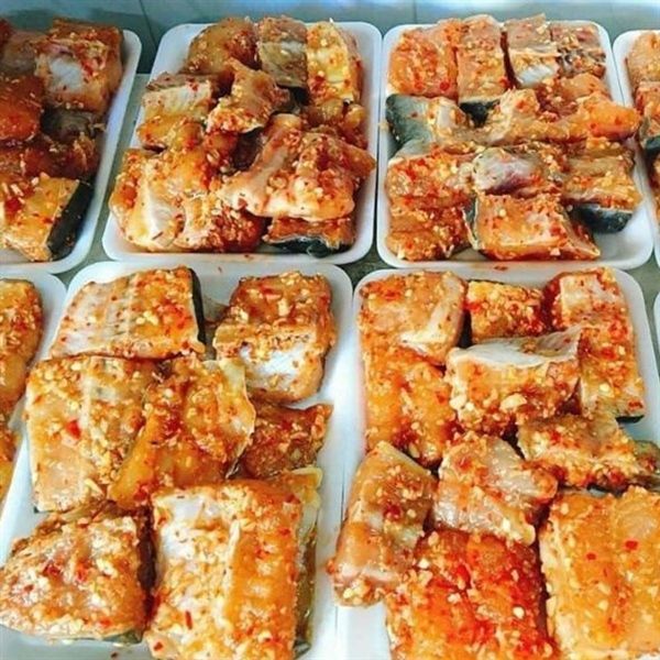  CÁ BASA CẮT KHÚC ƯỚP ỚT 500GR 