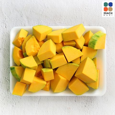  [RTC] Bí Đỏ Tròn Cắt Sẵn (Khay 300Gr) 