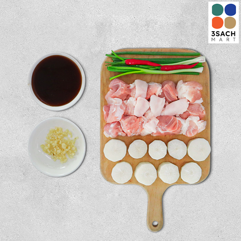  [RTC] Bắp Giò Heo Kho Củ Cải (Khay 550G) 