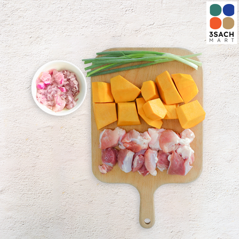  [RTC] Canh Bí Đỏ Bắp Giò Heo (Khay 700G) 